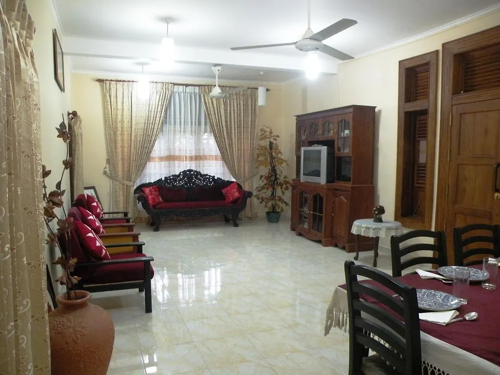 Henderson Airport Residence Negombo Alloggio in famiglia