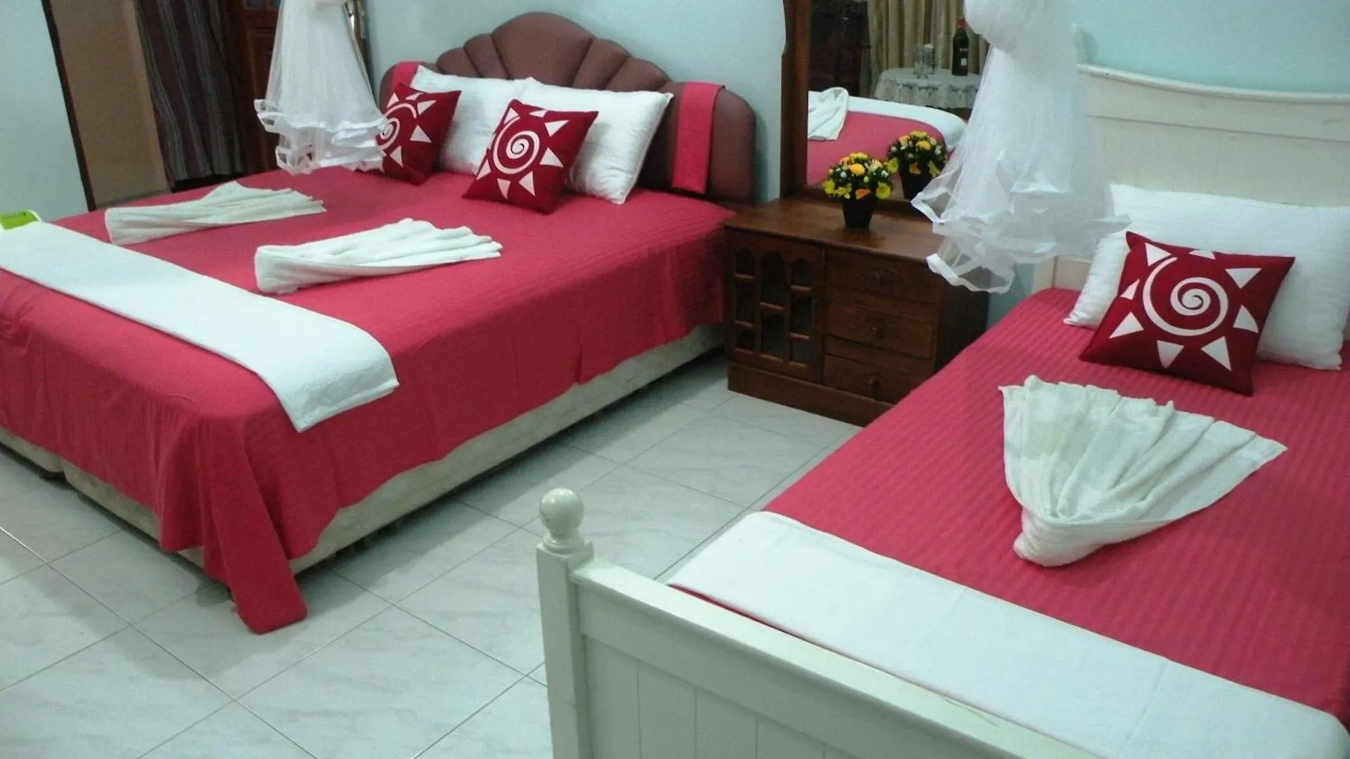 Henderson Airport Residence Negombo 0*,