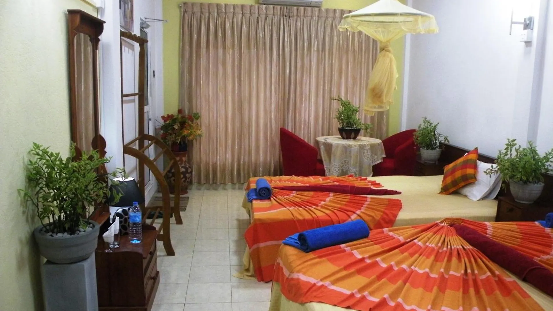 Henderson Airport Residence Negombo Alloggio in famiglia